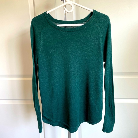 Sweaters - Green sweater